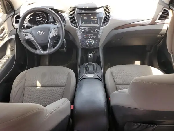 KM8SM4HF7HU192675 2017 HYUNDAI SANTA FE - Image 8