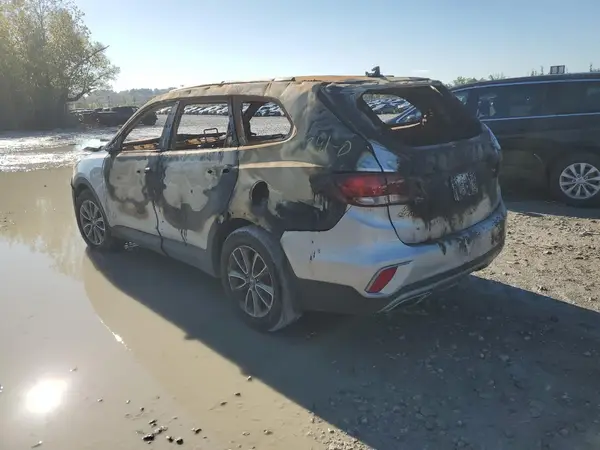 KM8SM4HF7HU202394 2017 HYUNDAI SANTA FE - Image 2