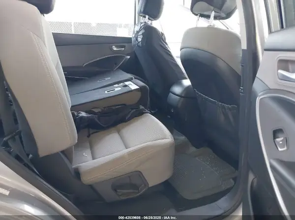 KM8SM4HF7HU233113 2017 HYUNDAI SANTA FE - Image 8