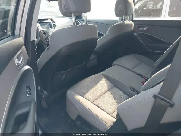 KM8SM4HF7HU238733 2017 HYUNDAI SANTA FE - Image 8