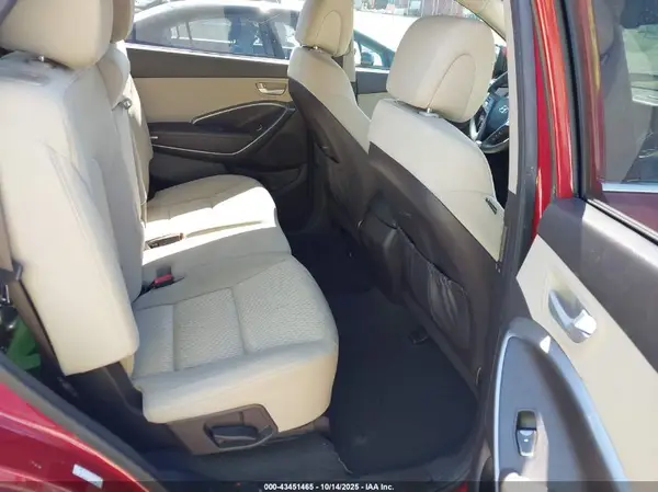 KM8SM4HF7HU240143 2017 HYUNDAI SANTA FE - Image 8