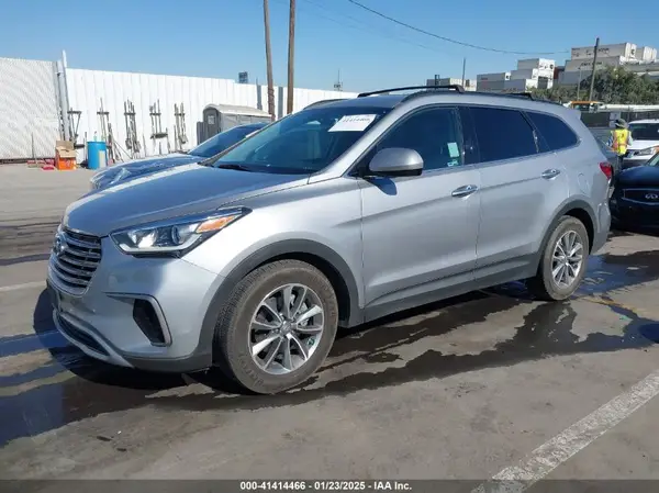 KM8SM4HF7HU245083 2017 HYUNDAI SANTA FE - Image 2
