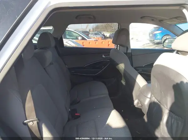 KM8SM4HF7JU258826 2018 HYUNDAI SANTA FE - Image 8