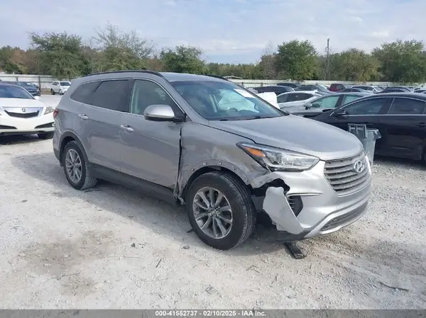 KM8SM4HF7JU259748 2018 HYUNDAI SANTA FE - Image 1
