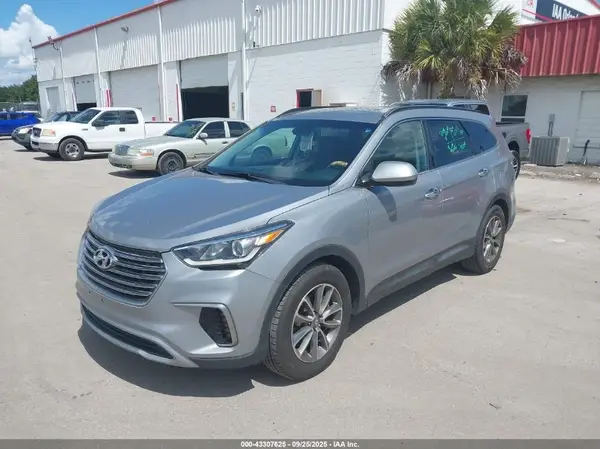 KM8SM4HF7JU278767 2018 HYUNDAI SANTA FE - Image 2