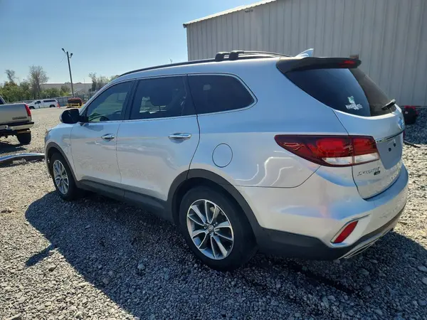 KM8SM4HF7KU304575 2019 HYUNDAI SANTA FE - Image 2