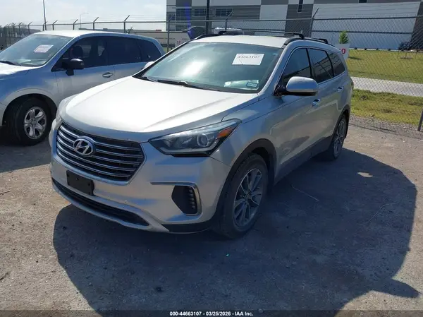 KM8SM4HF7KU304933 2019 HYUNDAI SANTA FE - Image 2