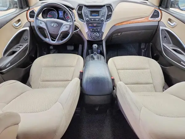 KM8SM4HF8GU137764 2016 HYUNDAI SANTA FE - Image 8