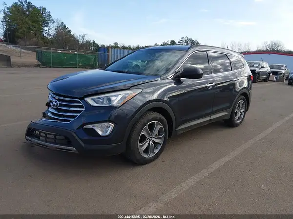 KM8SM4HF8GU148926 2016 HYUNDAI SANTA FE - Image 2
