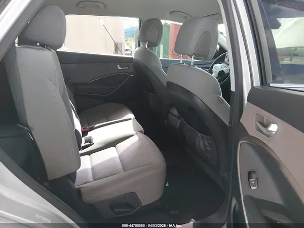 KM8SM4HF8HU173925 2017 HYUNDAI SANTA FE - Image 8