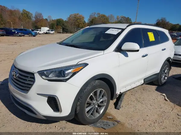 KM8SM4HF8HU176906 2017 HYUNDAI SANTA FE - Image 2
