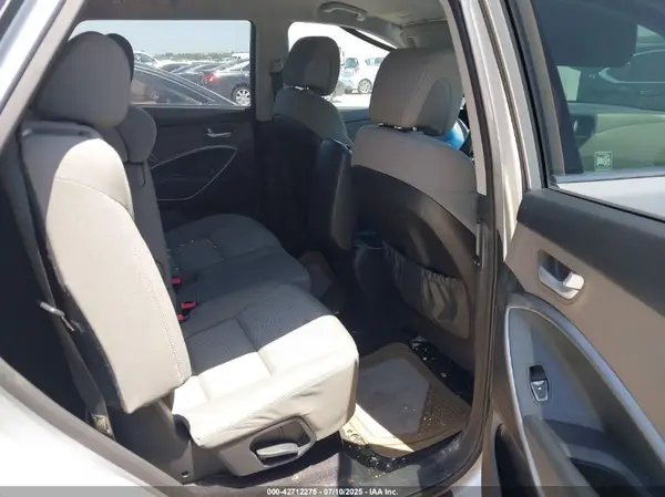KM8SM4HF8HU200993 2017 HYUNDAI SANTA FE - Image 8