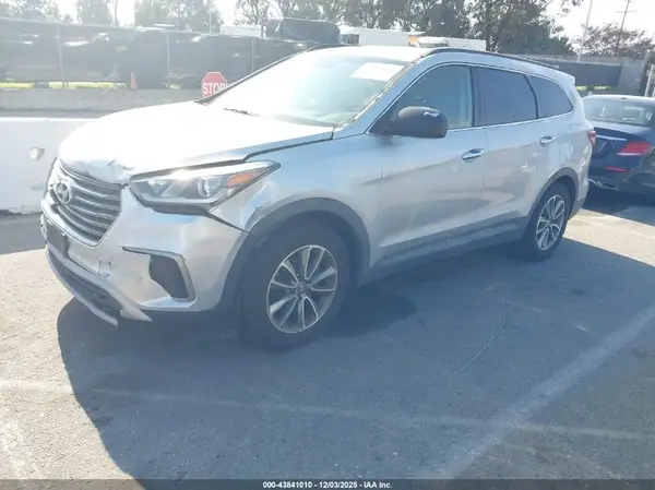 KM8SM4HF8HU213212 2017 HYUNDAI SANTA FE - Image 2