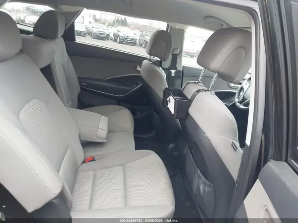 KM8SM4HF8HU213565 2017 HYUNDAI SANTA FE - Image 8