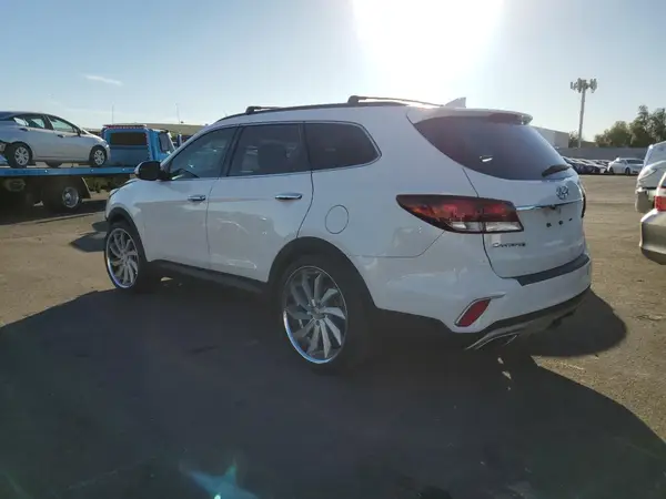KM8SM4HF8JU258284 2018 HYUNDAI SANTA FE - Image 2