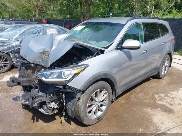 KM8SM4HF8JU267289 2018 HYUNDAI SANTA FE - Image 2