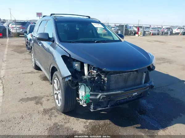 KM8SM4HF8JU269947 2018 HYUNDAI SANTA FE - Image 1