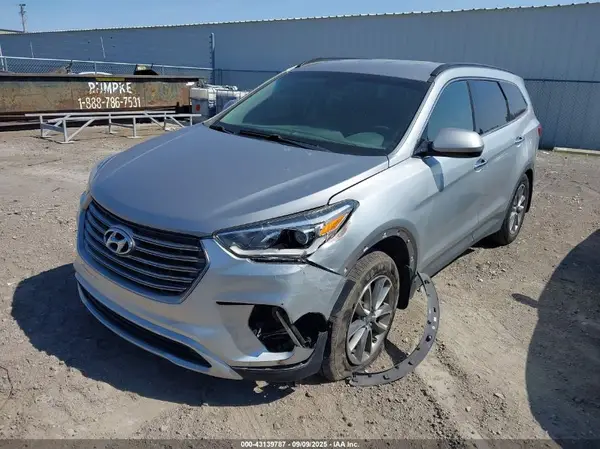 KM8SM4HF8JU270600 2018 HYUNDAI SANTA FE - Image 2