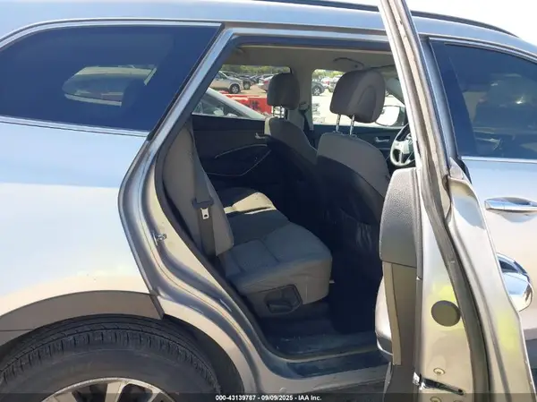 KM8SM4HF8JU270600 2018 HYUNDAI SANTA FE - Image 8