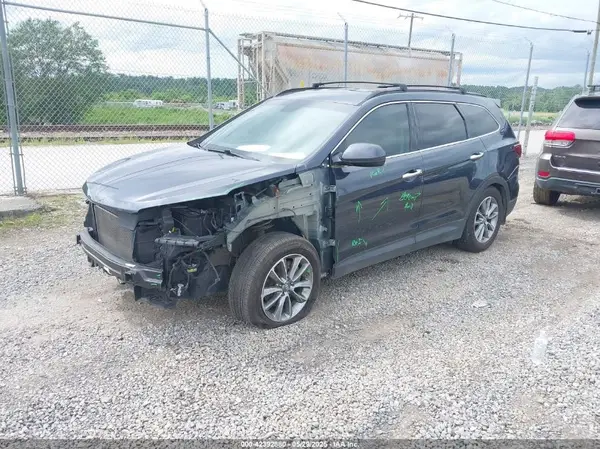 KM8SM4HF8JU271035 2018 HYUNDAI SANTA FE - Image 2