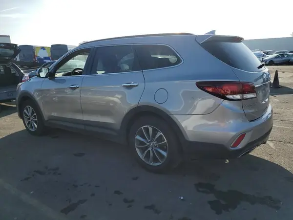 KM8SM4HF8JU274940 2018 HYUNDAI SANTA FE - Image 2