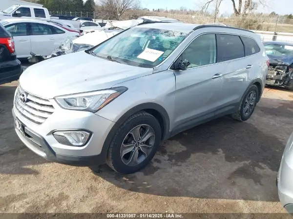KM8SM4HF9GU154086 2016 HYUNDAI SANTA FE - Image 2