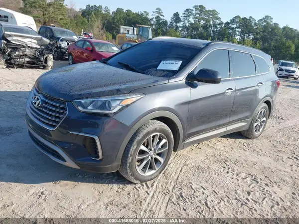 KM8SM4HF9HU167132 2017 HYUNDAI SANTA FE - Image 2