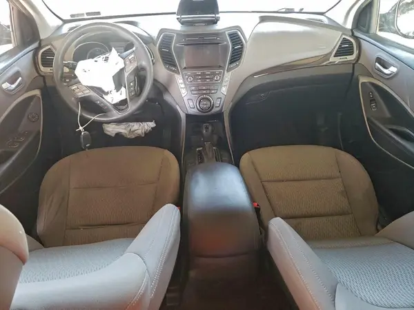 KM8SM4HF9HU170015 2017 HYUNDAI SANTA FE - Image 8