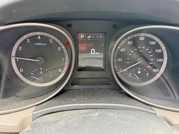 KM8SM4HF9HU204583 2017 HYUNDAI SANTA FE - Image 8