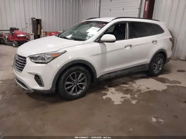 KM8SM4HF9HU211694 2017 HYUNDAI SANTA FE - Image 2