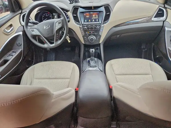 KM8SM4HF9HU221559 2017 HYUNDAI SANTA FE - Image 8