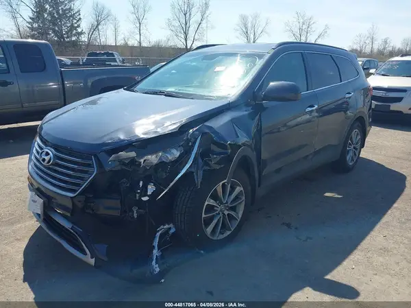 KM8SM4HF9JU291665 2018 HYUNDAI SANTA FE - Image 2