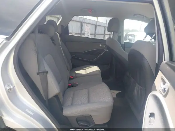 KM8SM4HFXGU147695 2016 HYUNDAI SANTA FE - Image 8