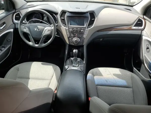 KM8SM4HFXHU179919 2017 HYUNDAI SANTA FE - Image 8