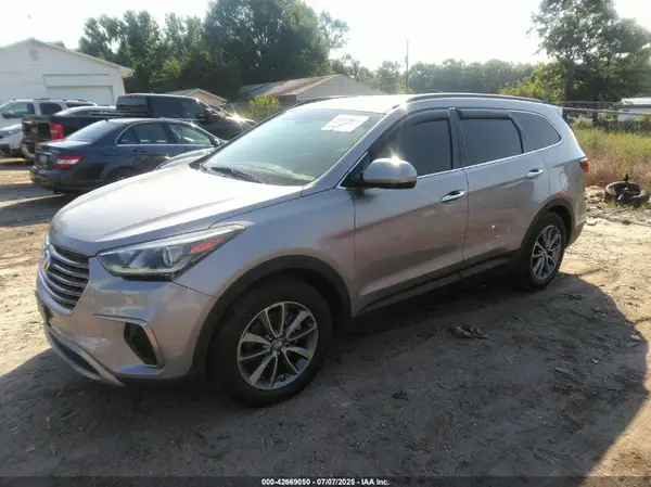 KM8SM4HFXHU189804 2017 HYUNDAI SANTA FE - Image 2