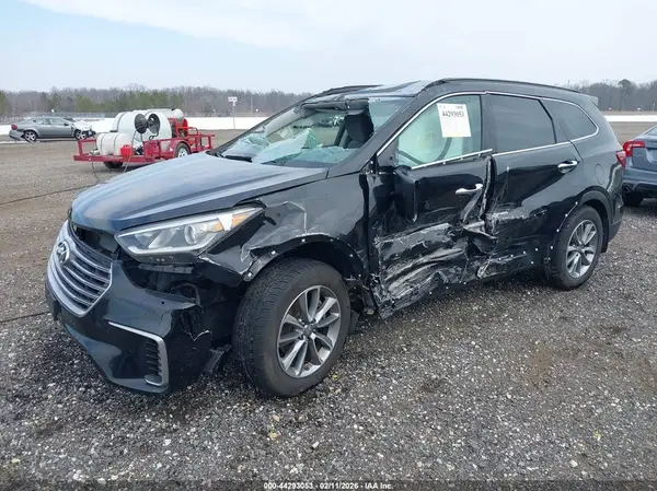 KM8SM4HFXJU273143 2018 HYUNDAI SANTA FE - Image 2