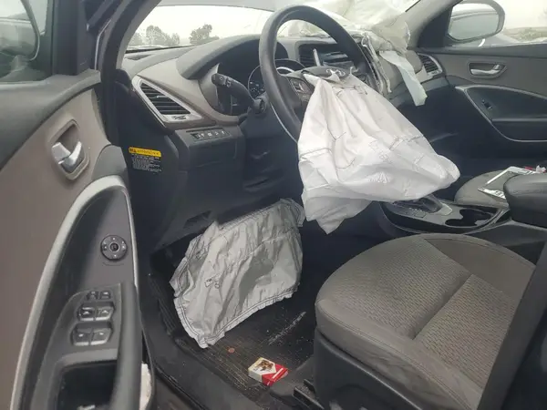 KM8SM4HFXJU275152 2018 HYUNDAI SANTA FE - Image 8