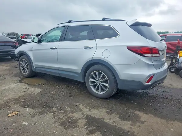 KM8SMDH7HU191381 2017 HYUNDAI SANTA FE - Image 2