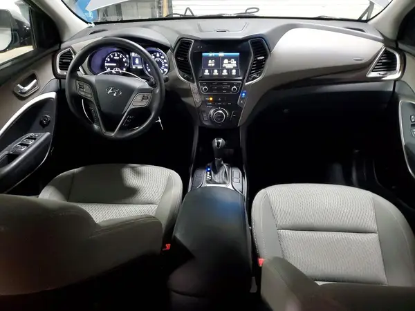 KM8SMDHF0HU166578 2017 HYUNDAI SANTA FE - Image 8