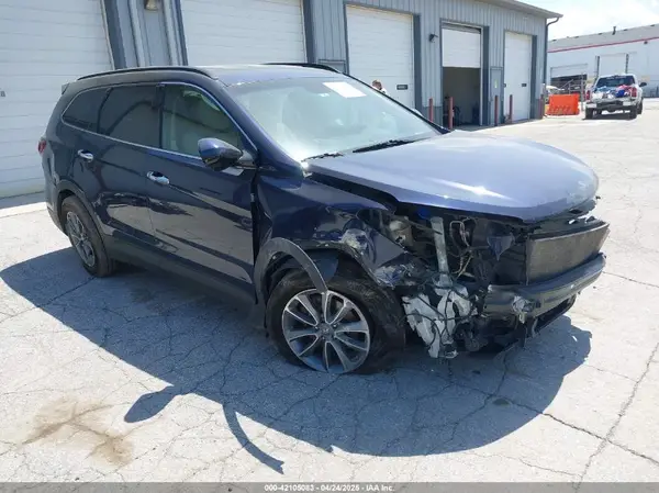 KM8SMDHF0HU176740 2017 HYUNDAI SANTA FE - Image 1