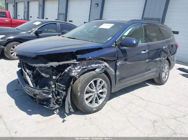 KM8SMDHF0HU176740 2017 HYUNDAI SANTA FE - Image 2