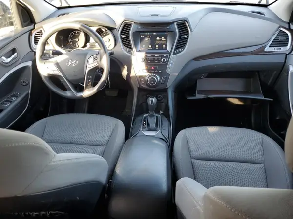 KM8SMDHF0HU219747 2017 HYUNDAI SANTA FE - Image 8