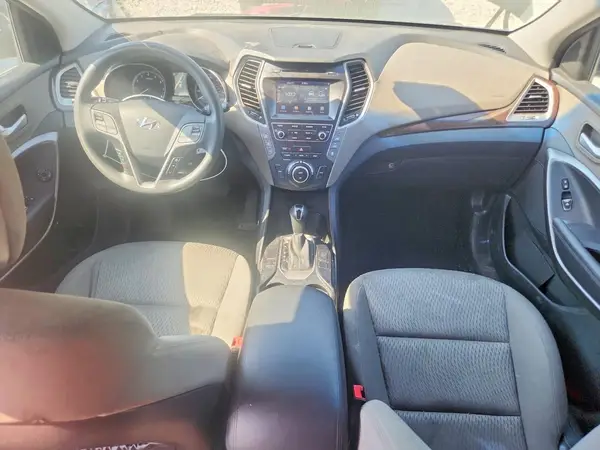 KM8SMDHF0HU221501 2017 HYUNDAI SANTA FE - Image 8
