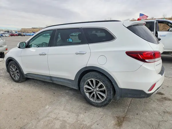 KM8SMDHF0HU223295 2017 HYUNDAI SANTA FE - Image 2