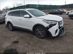 KM8SMDHF0HU225712 2017 HYUNDAI SANTA FE