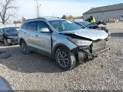 KM8SMDHF0HU225905 2017 HYUNDAI SANTA FE