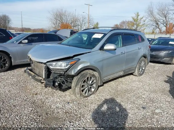 KM8SMDHF0HU225905 2017 HYUNDAI SANTA FE - Image 2