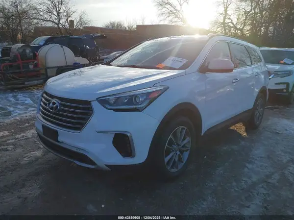 KM8SMDHF1HU166735 2017 HYUNDAI SANTA FE - Image 2