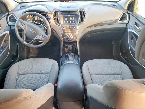 KM8SMDHF1HU175483 2017 HYUNDAI SANTA FE - Image 8