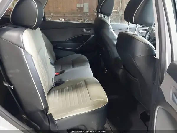 KM8SMDHF1HU191862 2017 HYUNDAI SANTA FE - Image 8